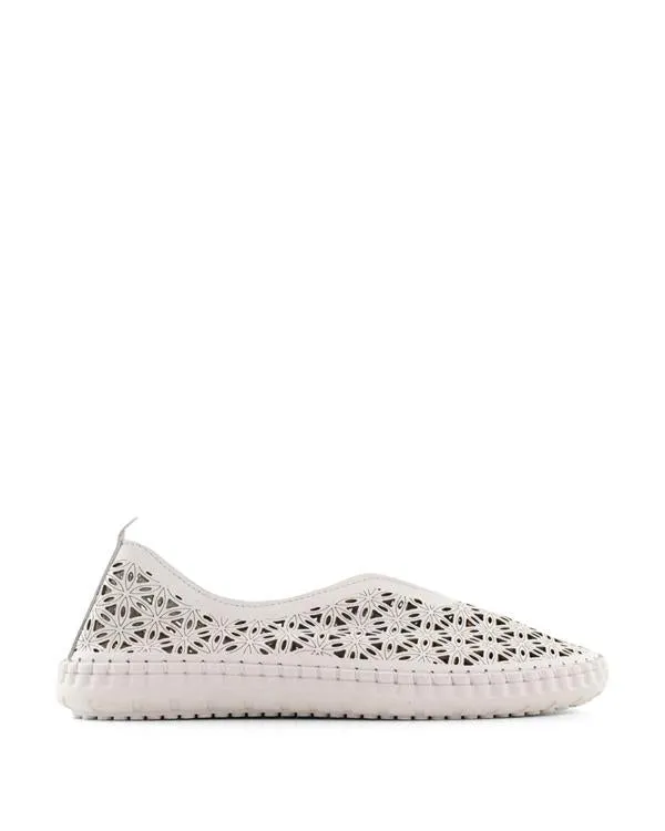 BUENO ZOOM CASUAL SHOE